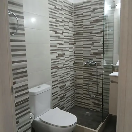 Niki's House 'ανετο και εύκολα προσβάσιμο Daire *