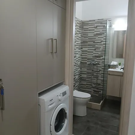 Daire Niki's House 'ανετο και εύκολα προσβάσιμο Ermoupoli