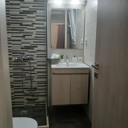 Niki's House 'ανετο και εύκολα προσβάσιμο Daire *